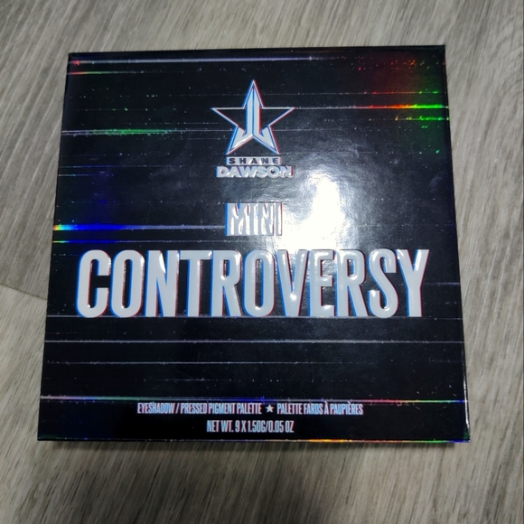 NWOT DISCONTINUED Jeffree Star Mini-Controversy Palette - Picture 1 of 2